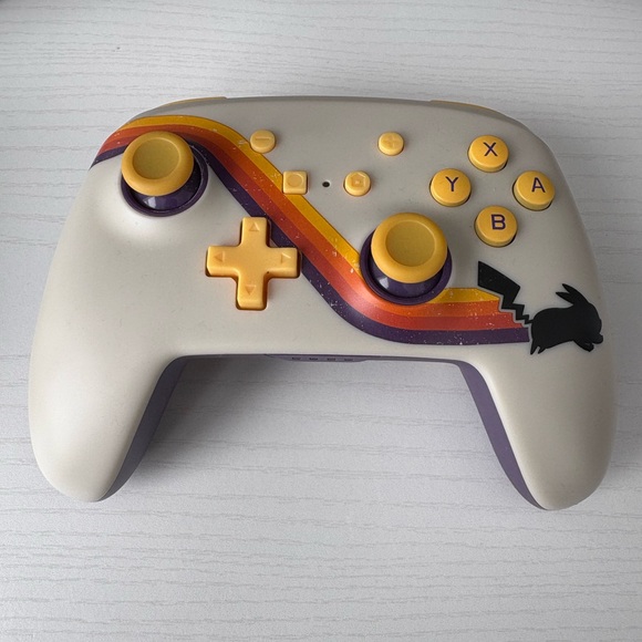 Nintendo switch controller- Pikachu edition - Picture 1 of 8